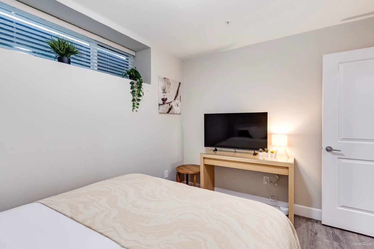 Furnished 2BR Basement Suite | Southeast Vancouver - photo 3