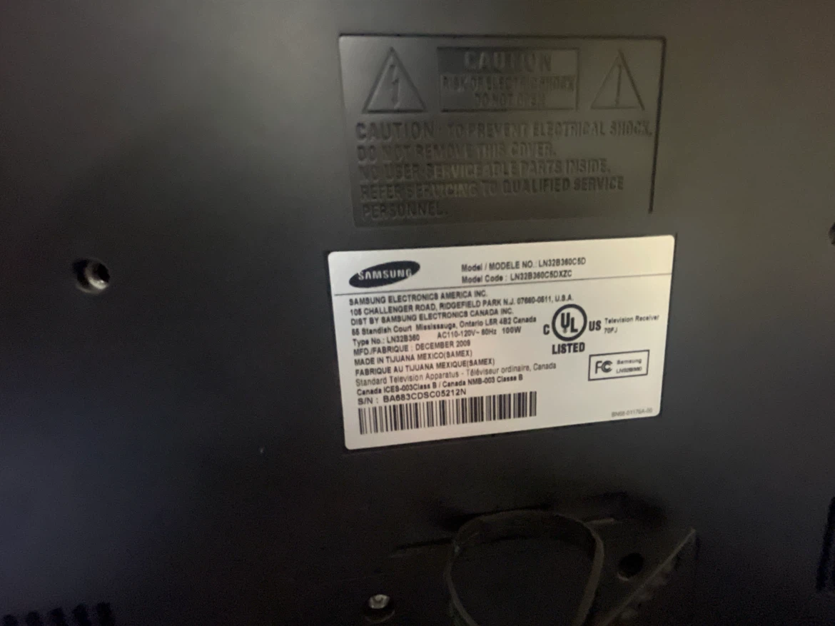 Samsung 32" Television LN32B360C5D - photo 3