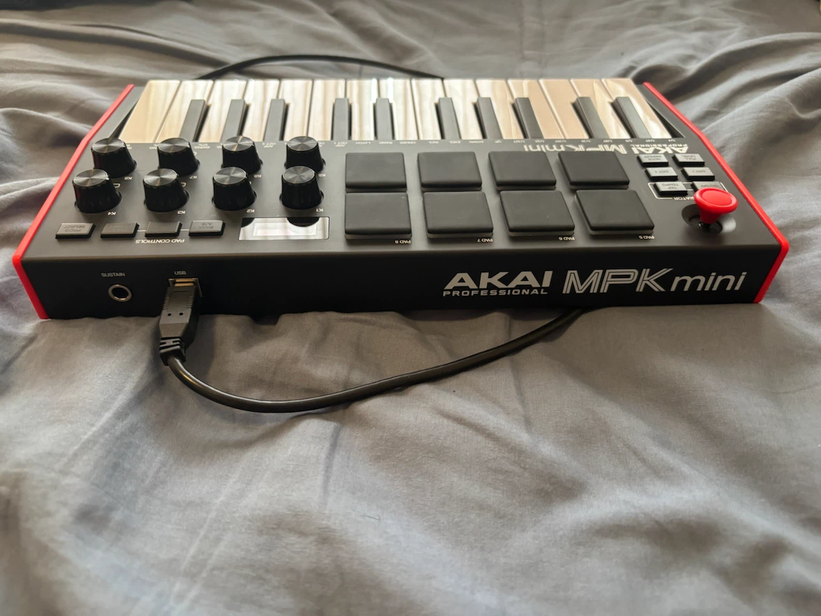 AKAI MPK Mini Professional MIDI Keyboard MK3 - photo 2