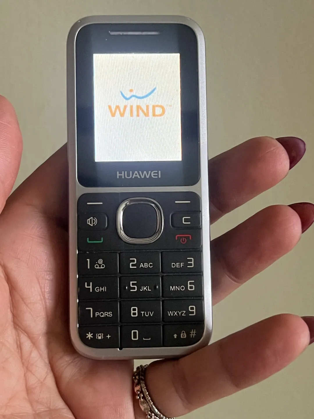 HUAWEI Basic Phone with WIND Logo