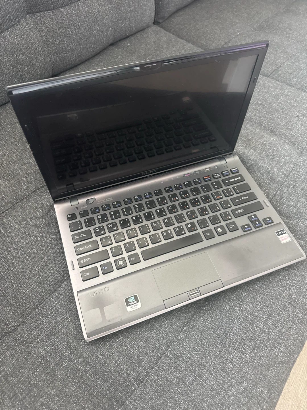Sony VAIO Laptop - photo 3