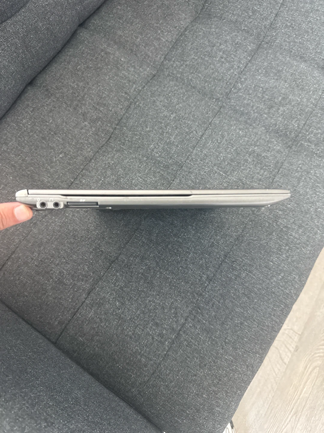 Toshiba Satellite Laptop - photo 2