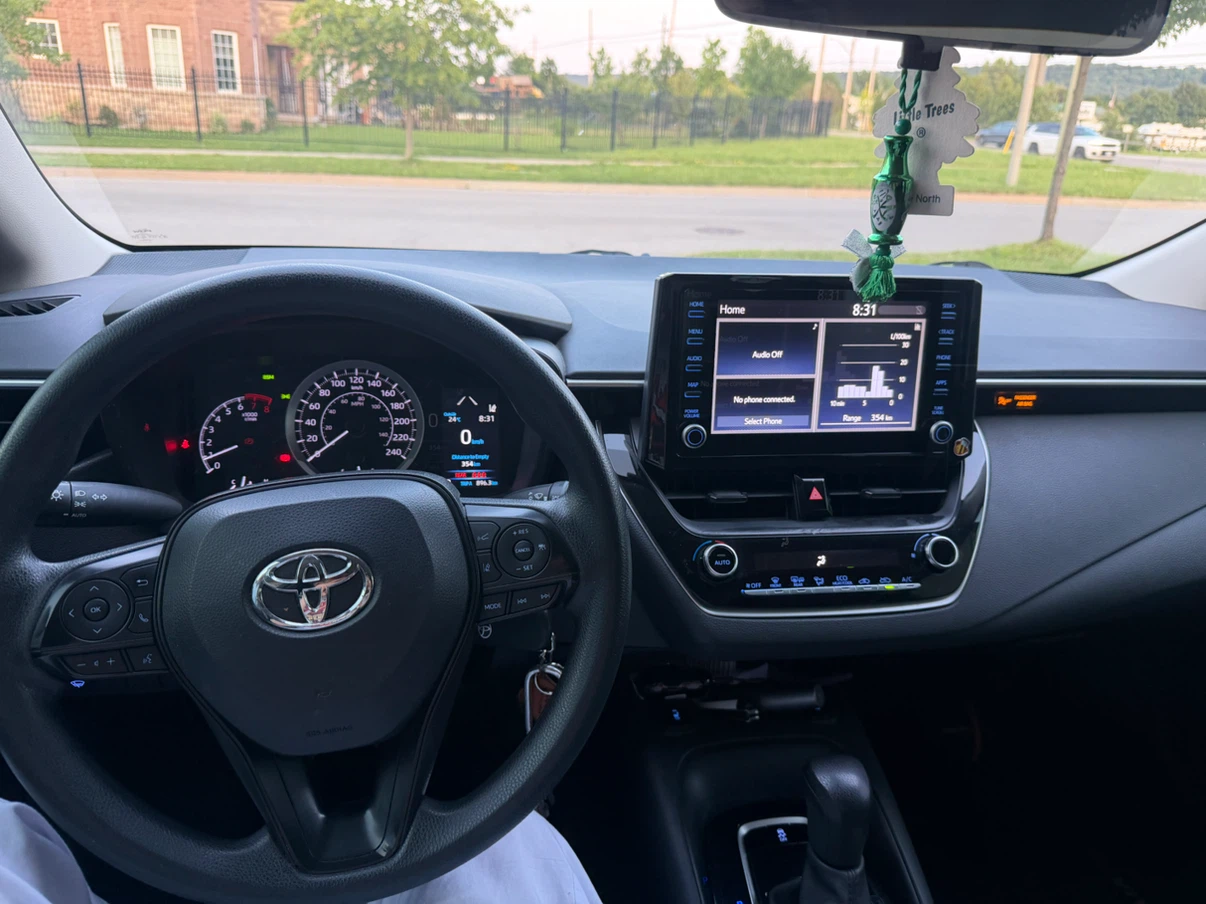 2022 Toyota Corolla L - photo 4