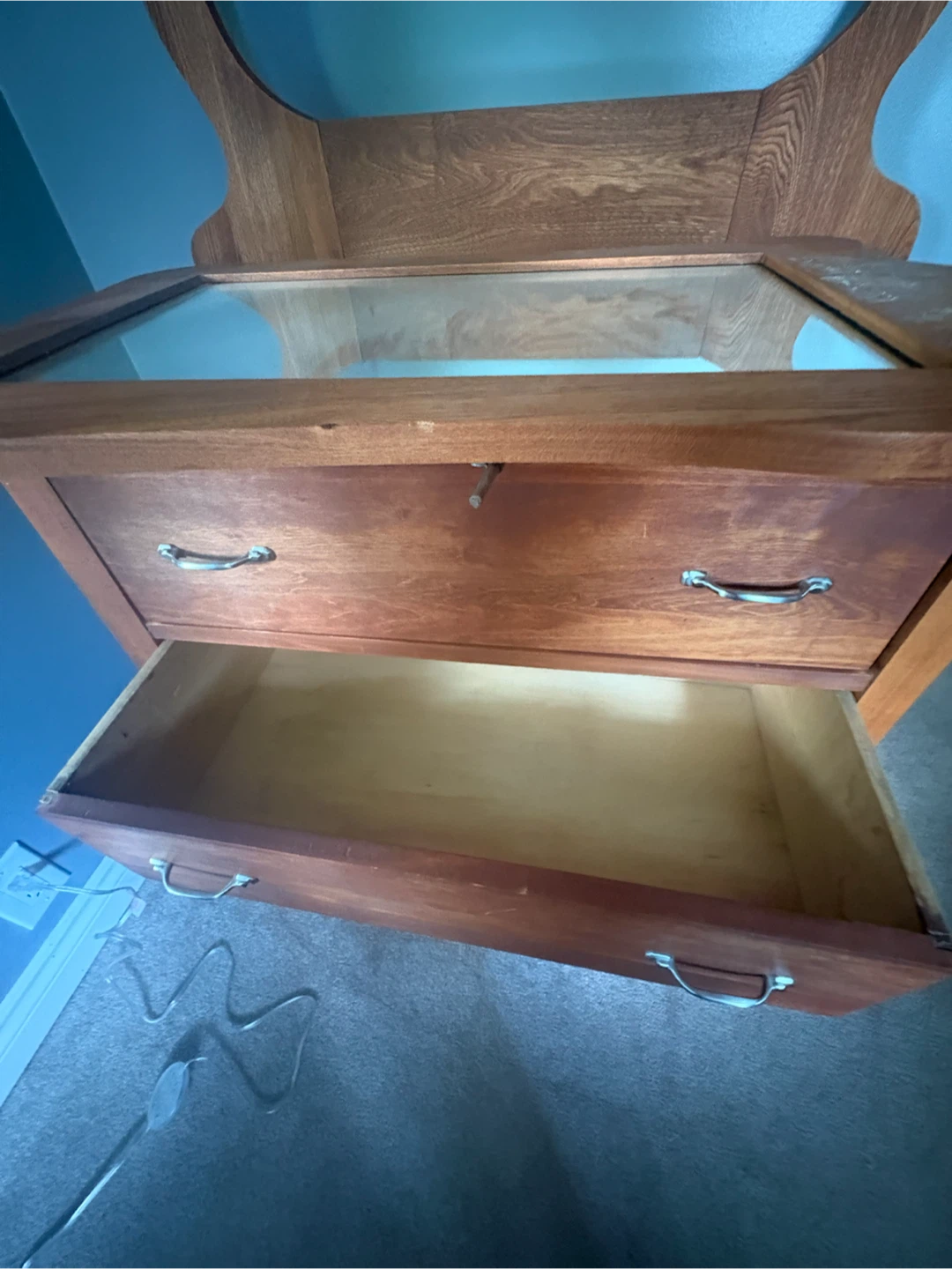 Antique Oak Vanity Dresser with Mirror - photo 4