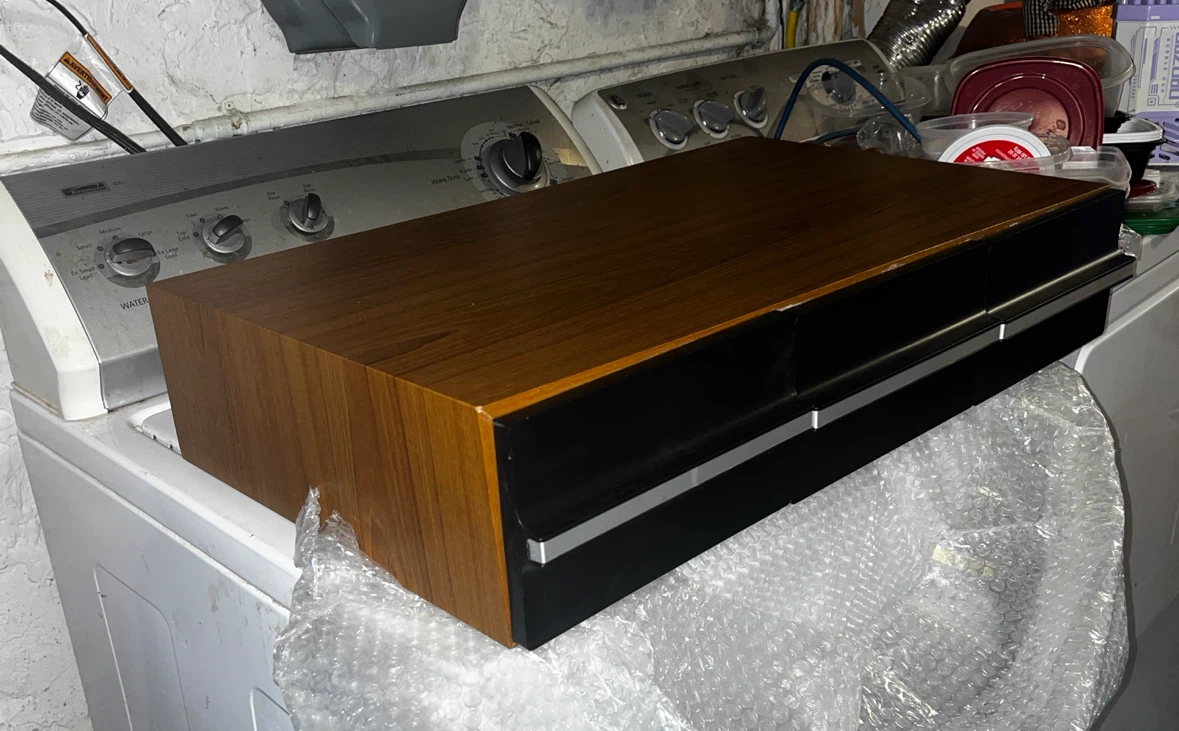 Vintage VHS tape cabinet - photo 3