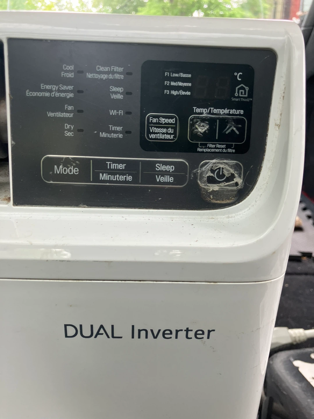 LG Dual Inverter Air Conditioner - photo 2