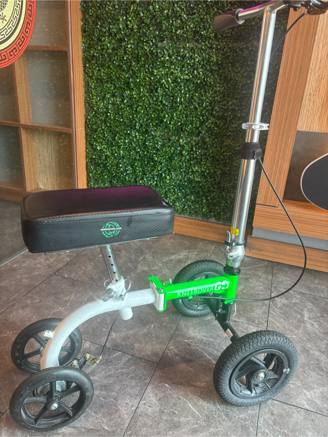 KneeRover GO Knee Scooter - photo 3