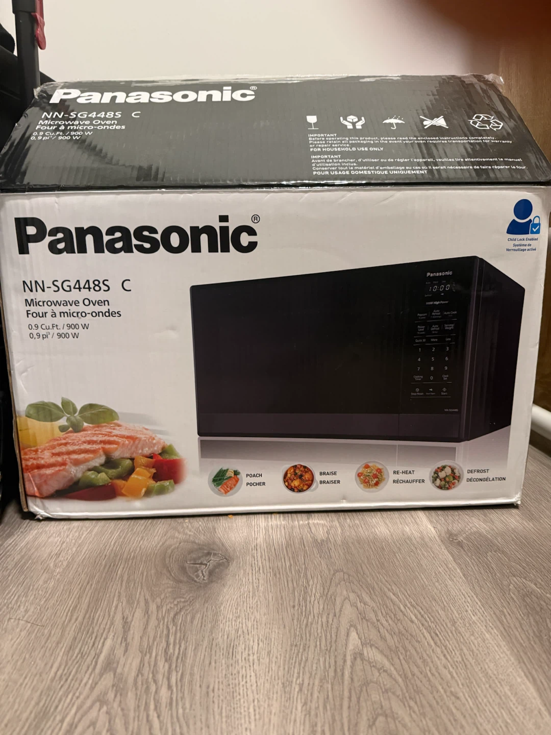 Panasonic Microwave - photo 2
