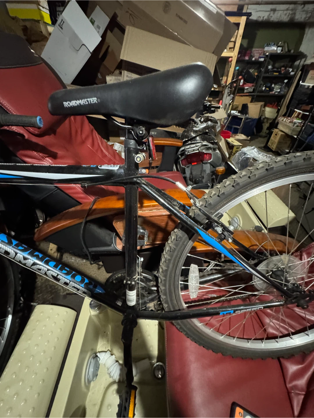 Roadmaster Mountain Bike - photo 3