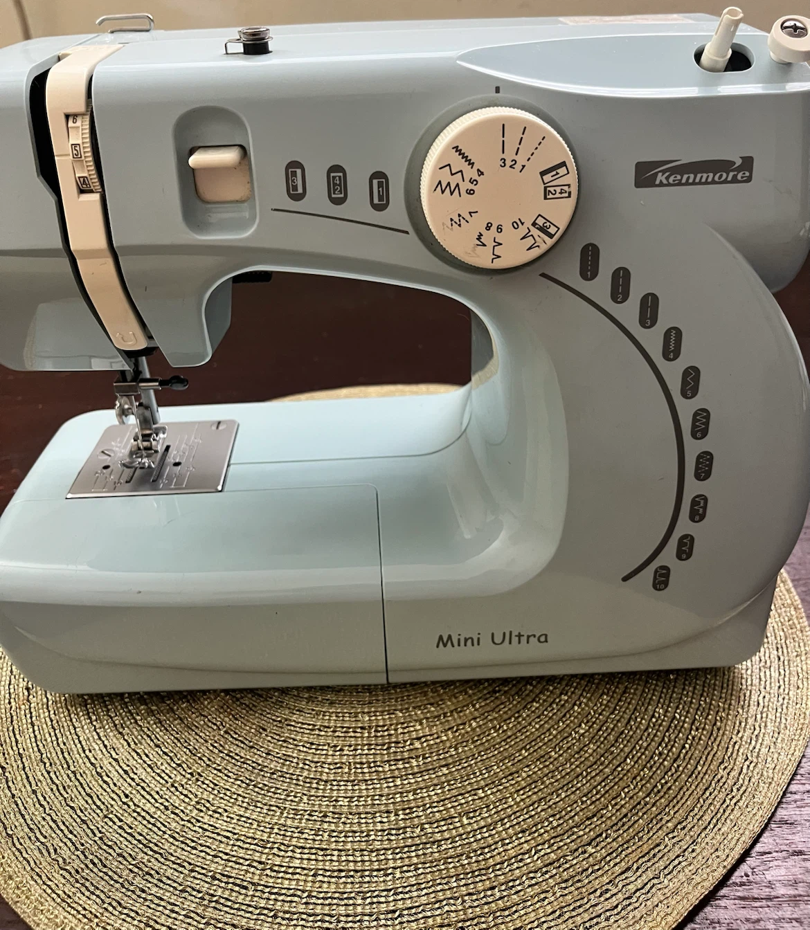 Kenmore Mini Ultra Sewing Machine - photo 2