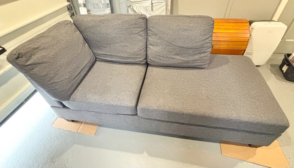 Couch Modern Sofa with Chaise in grey - photo 4