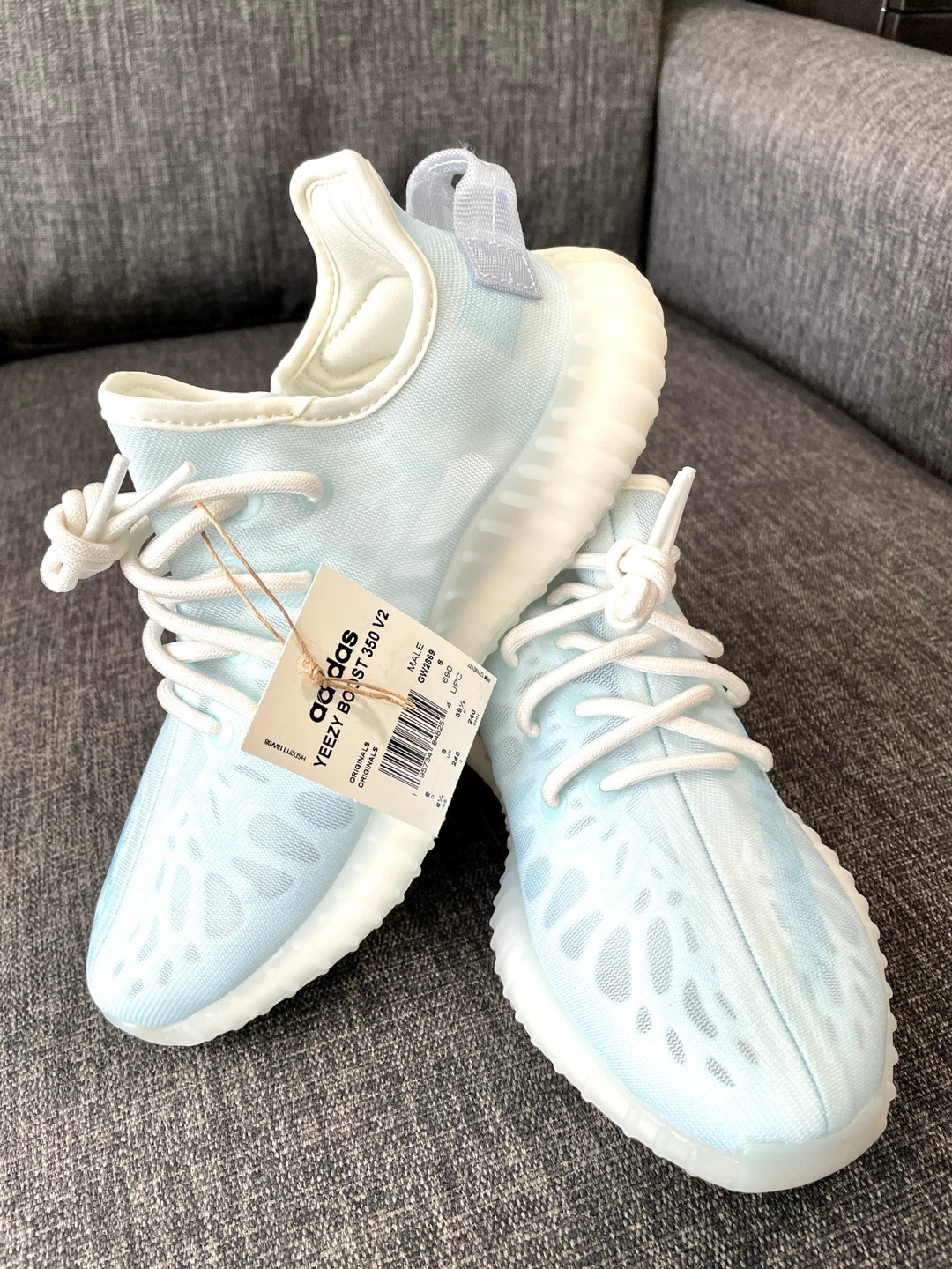 Adidas Yeezy Boost 350 V2 Light Size 6 and 7 (Men’s size) - photo 4