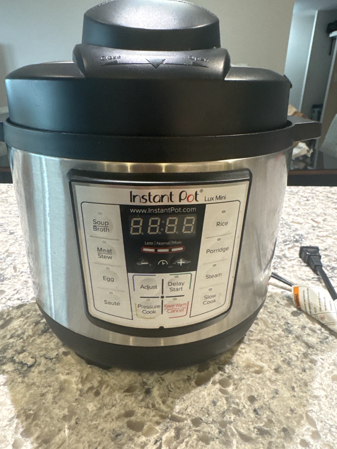 Pressure cooker