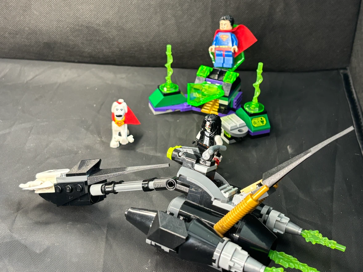 LEGO - DC Justice League 76096 - Superman & Krypto Team-Up - 99% - photo 2