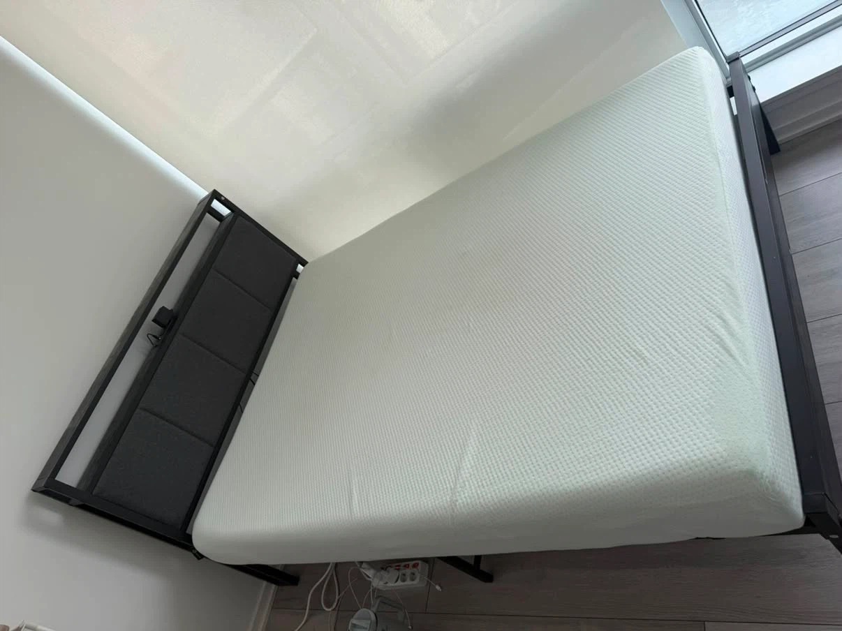Zinus full size mattress