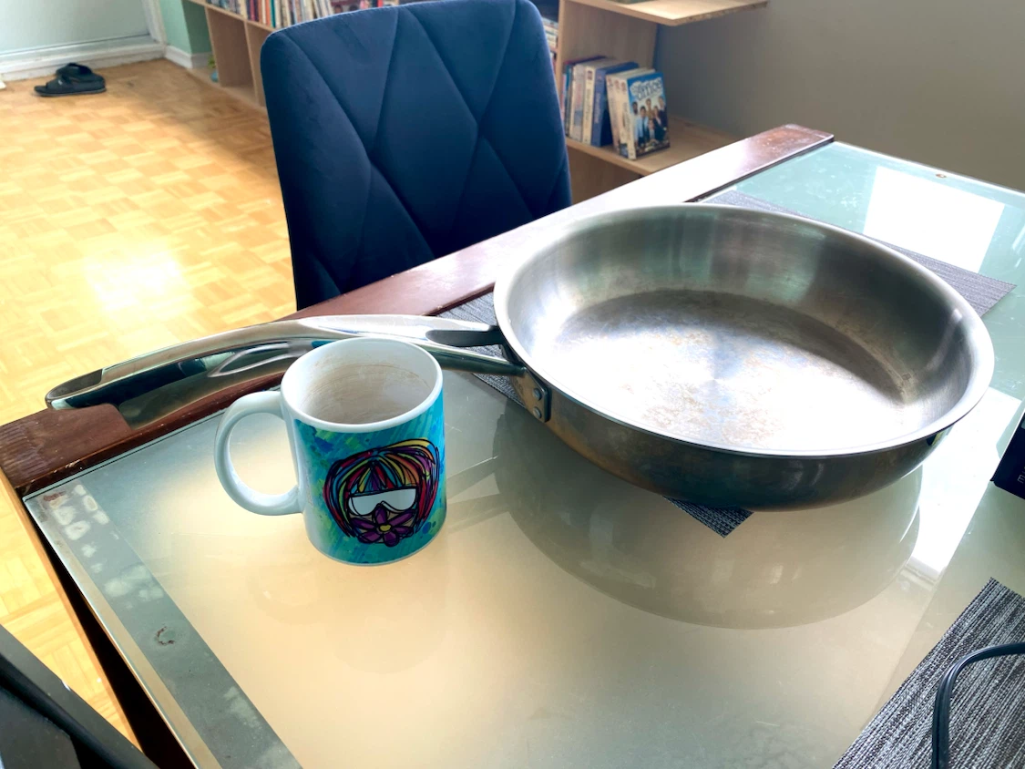 Large Zwilling stainless steel pan (12.5 inches diameter)