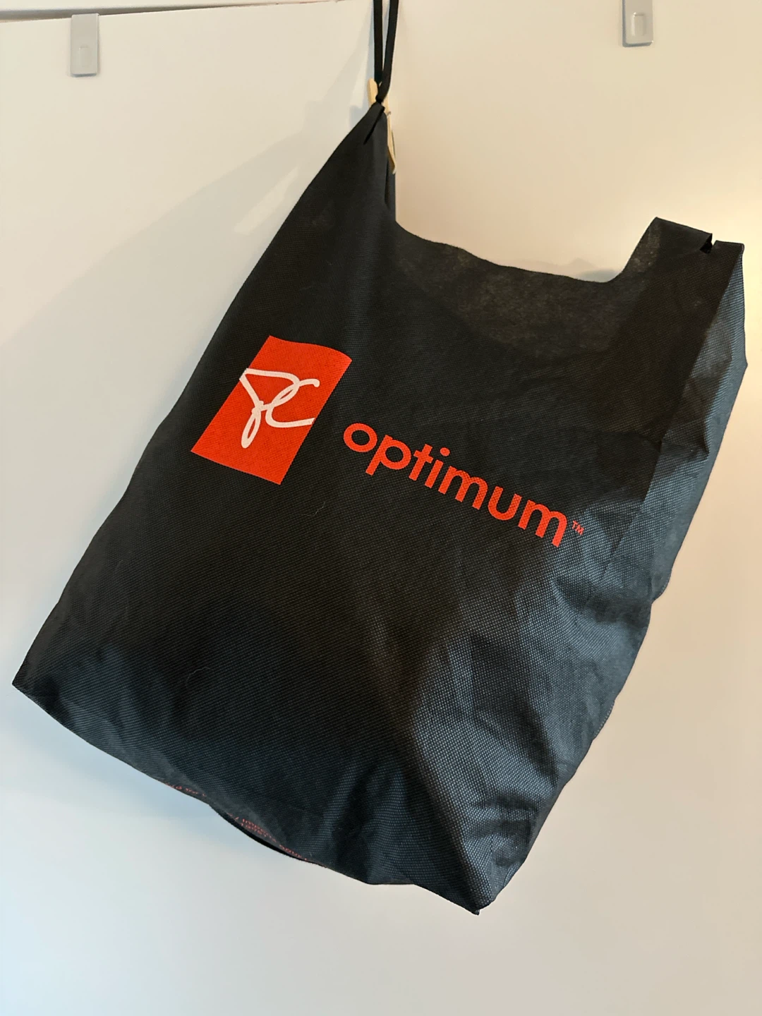 8 reusable shopping bags