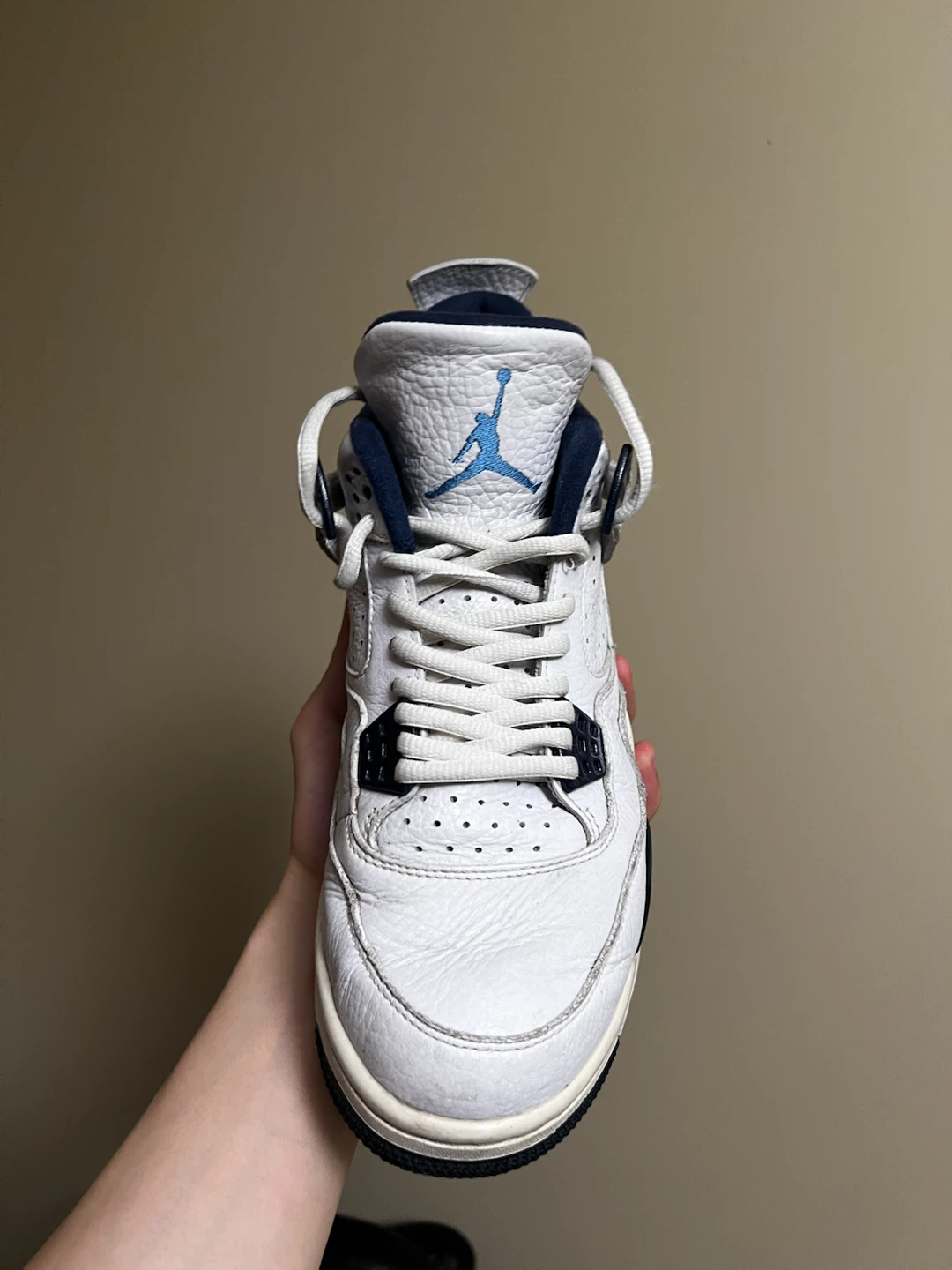 Air Jordan 4 Columbia (2015)