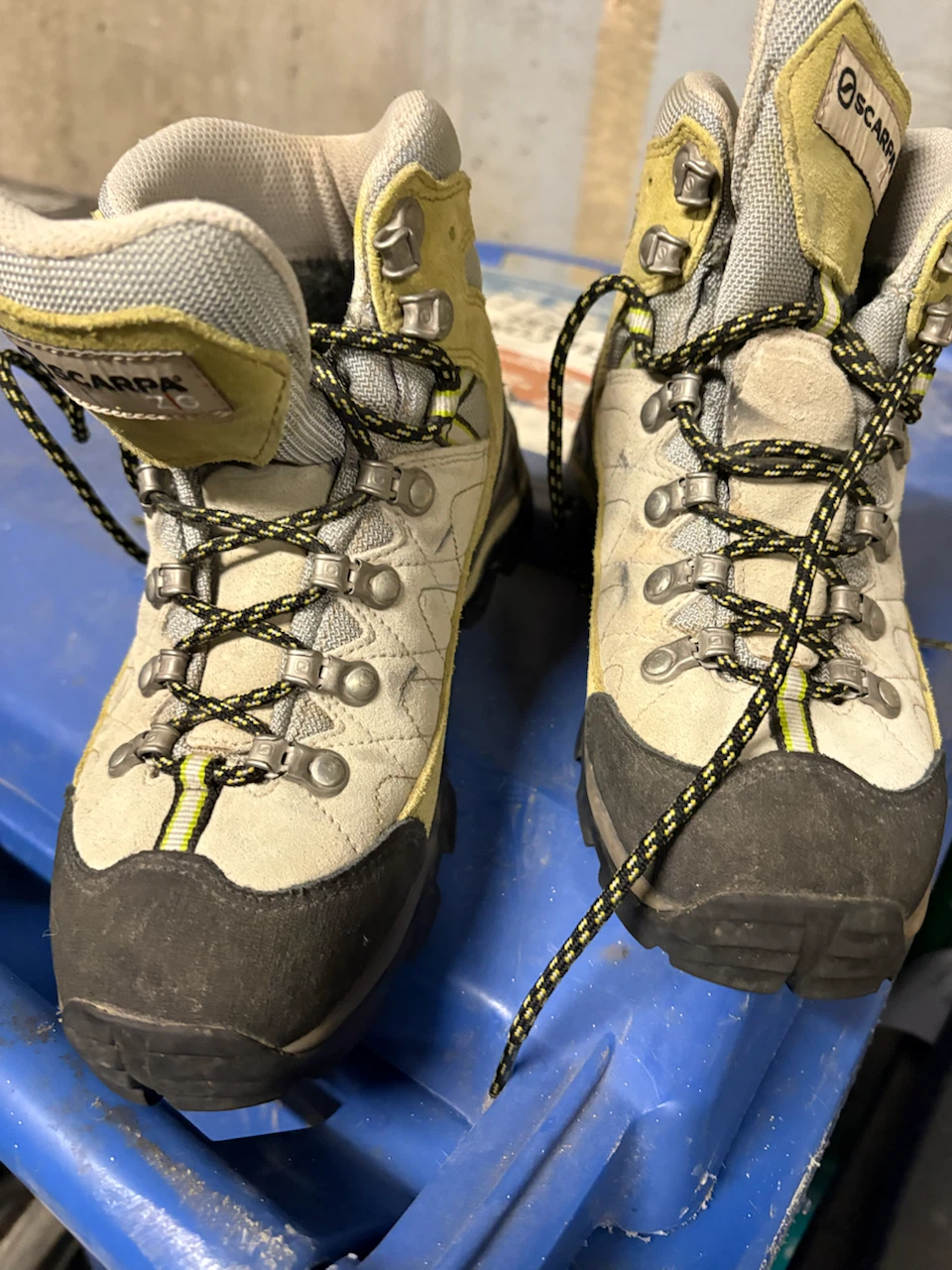 Scarpa Gore-Tex Hiking Boots - photo 2