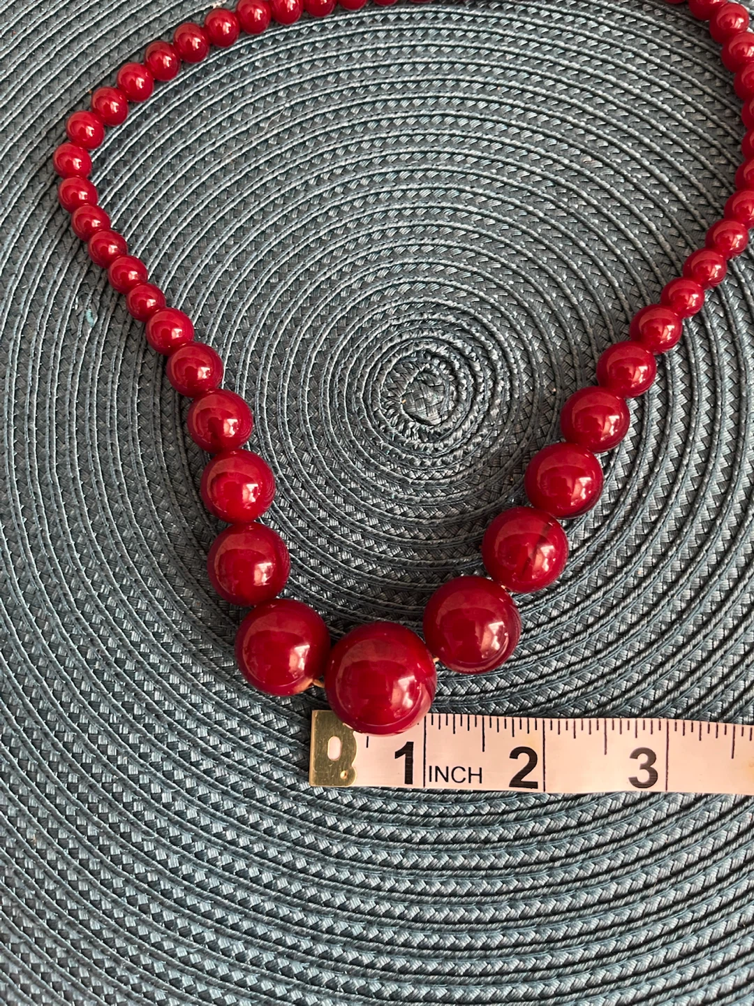 Vintage Red Graduated Bead Necklace - photo 3