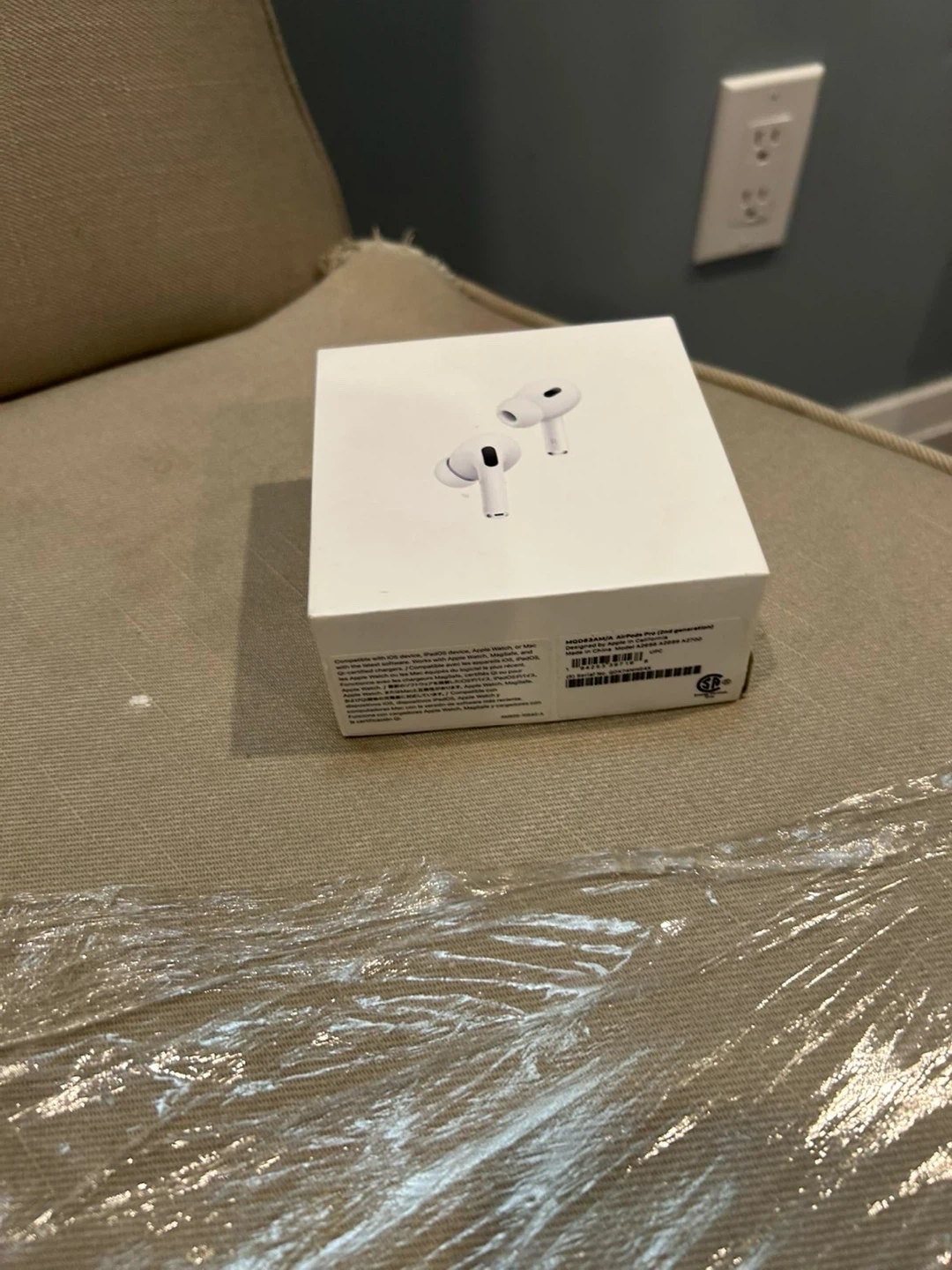 Apple AirPods Pro (2nd generation) - photo 3