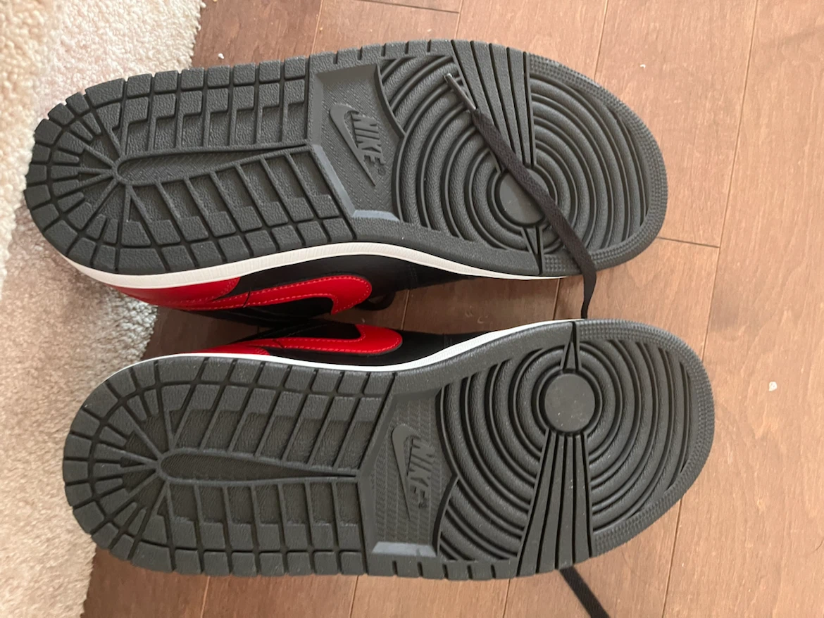 Air Jordan 1 Low (Black/red) - photo 4
