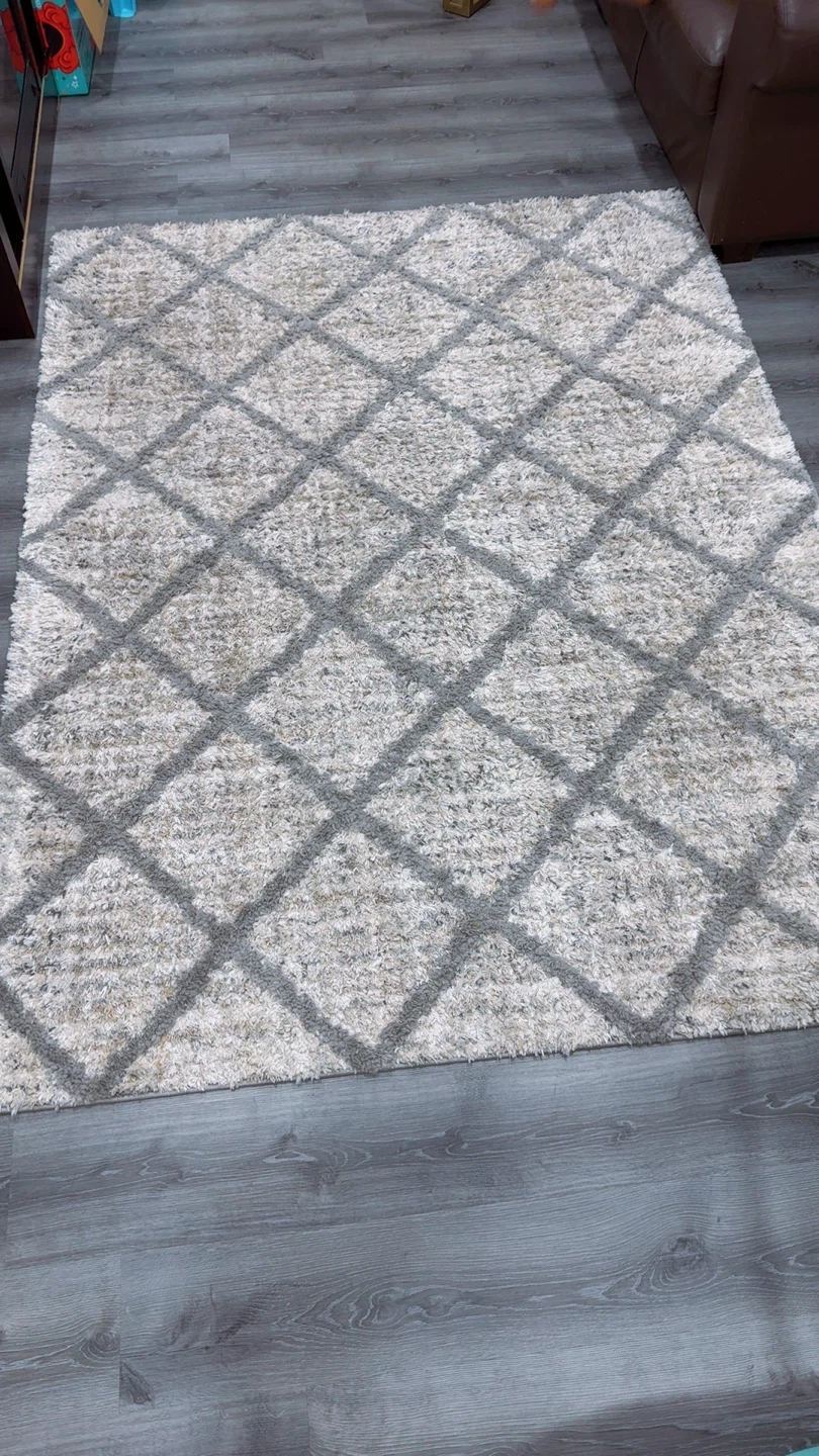 LIVABLISS Honour Rug