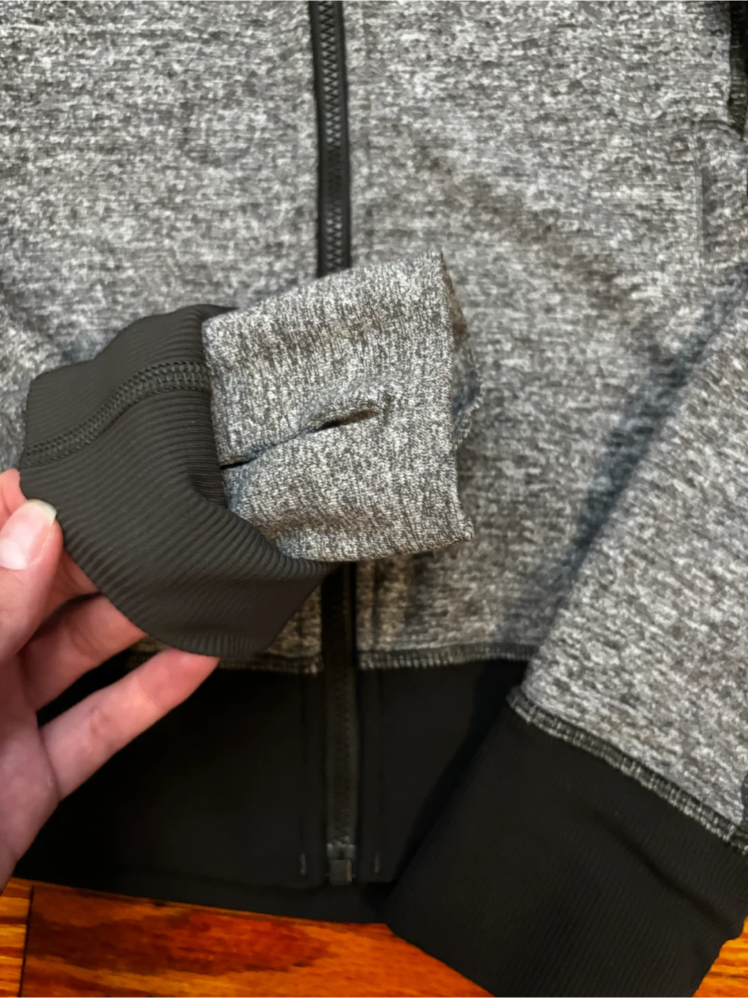 Lululemon Be Present Jacket - size 4 - photo 2