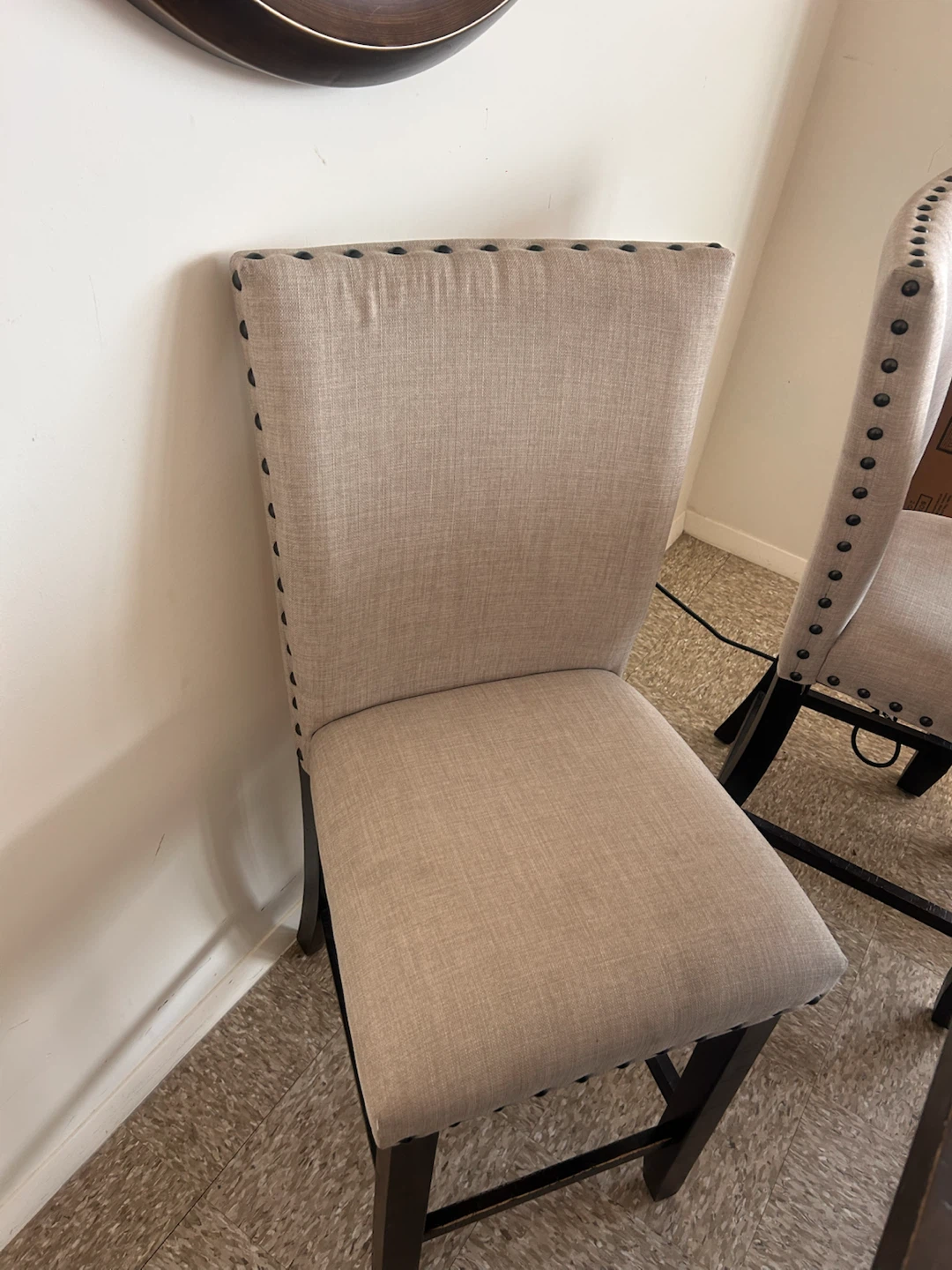 Bar table with charging port and chairs - photo 2