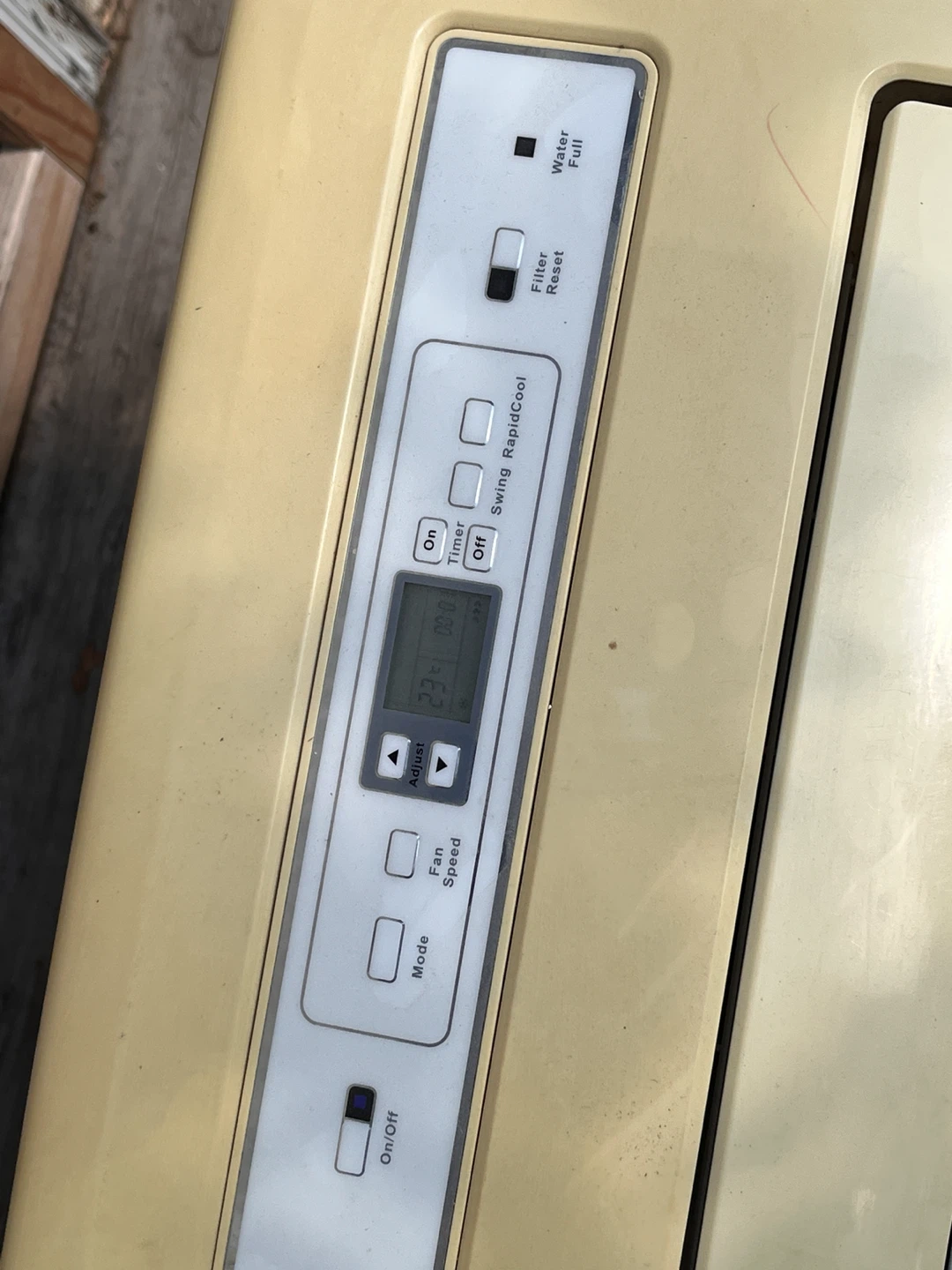 Whirlpool Portable Air Conditioner ACP102GPW - photo 3