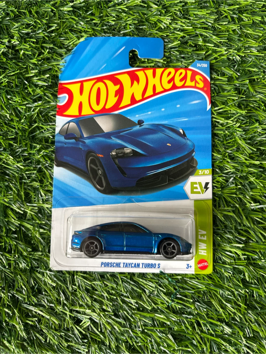 Hot Wheels Porsche Taycan Turbo S