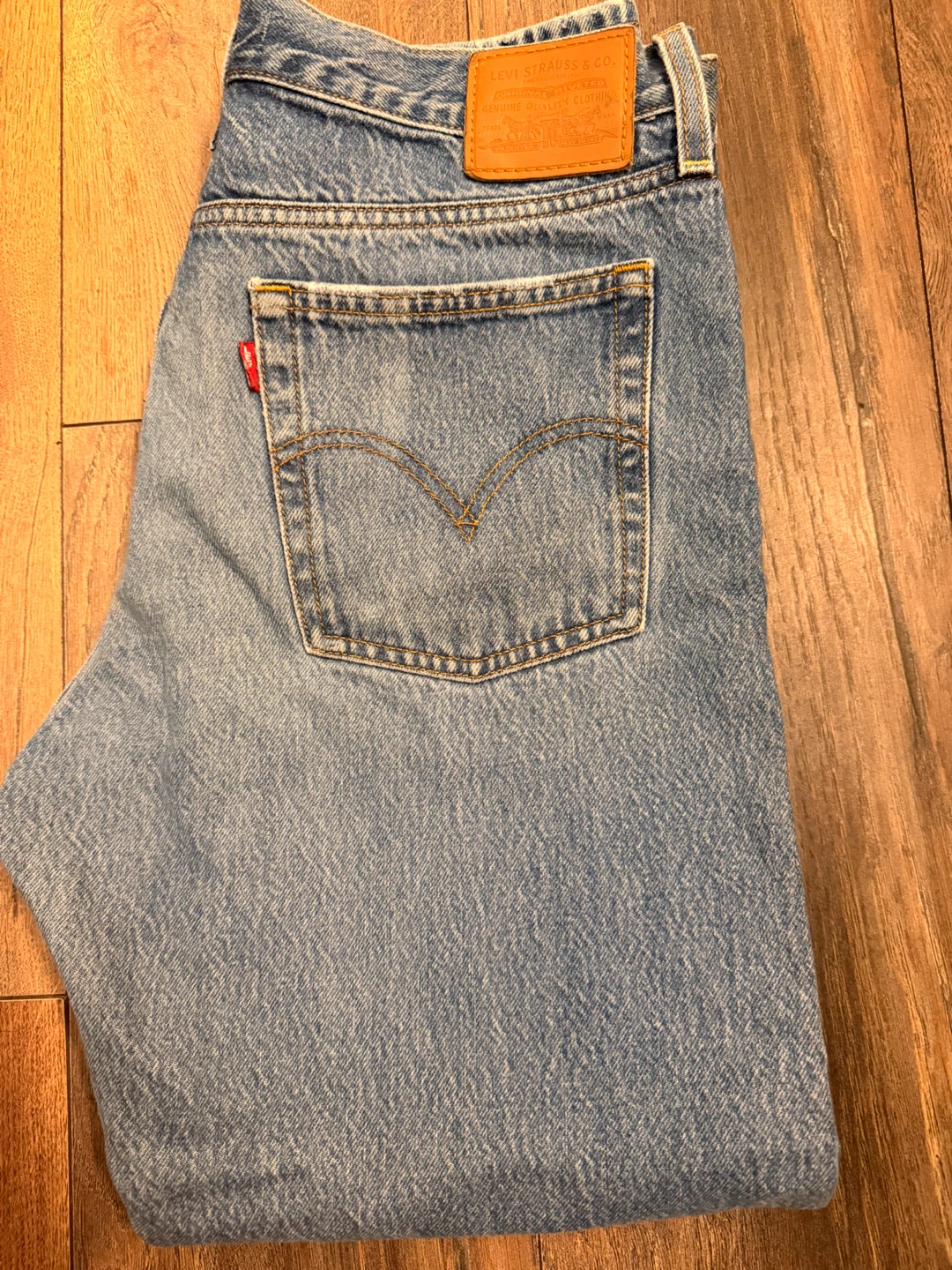 Women’s Levi’s jeans - photo 4