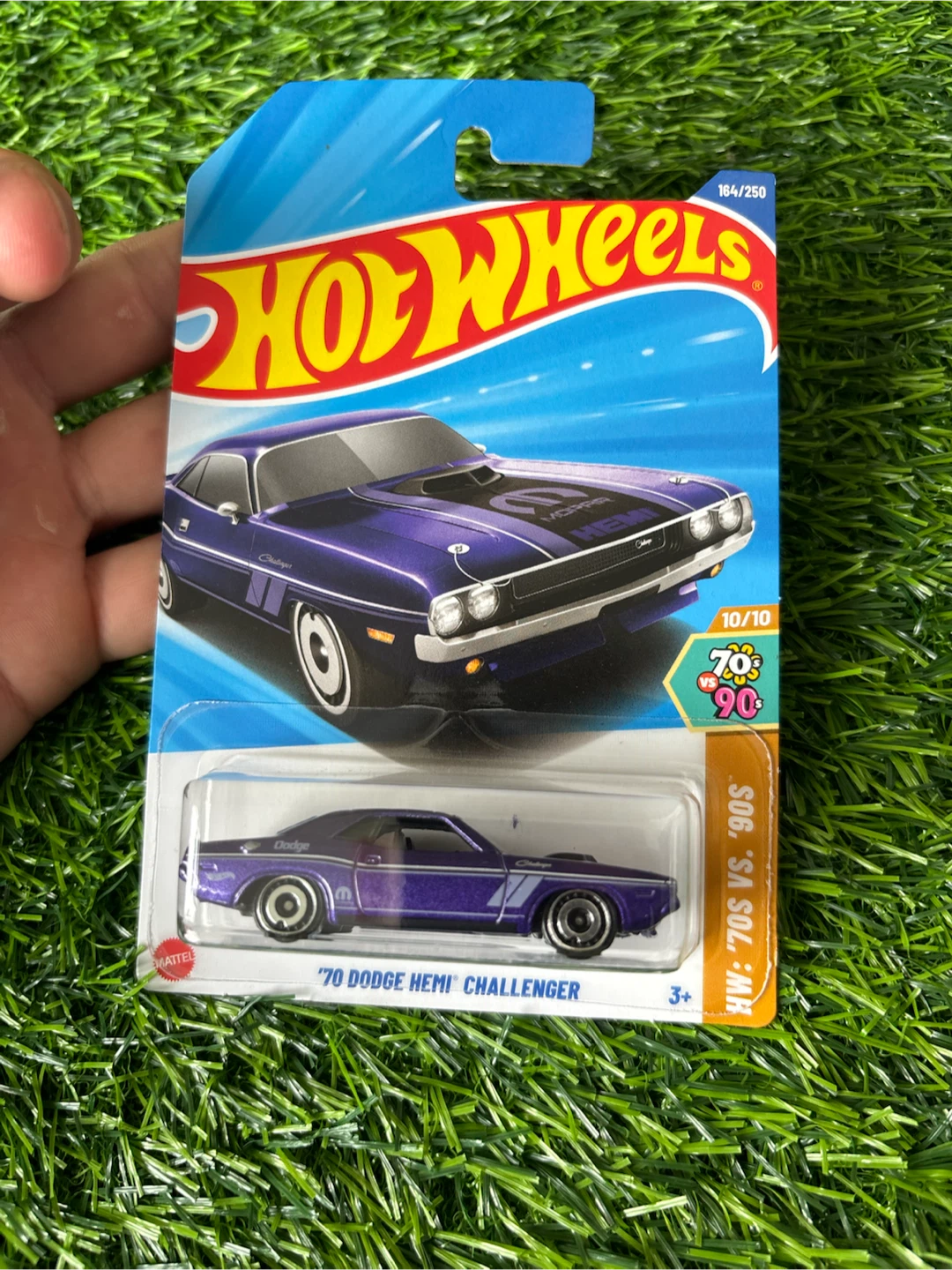 Hot Wheels '70 Dodge Hemi Challenger