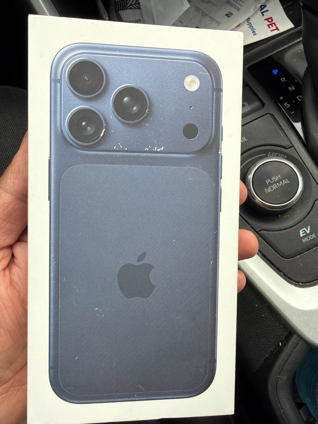 Apple iPhone 17 Pro Deep Blue 256GB