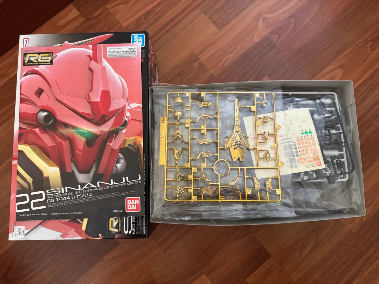 RG 22 Sinanju Neo Zeon Mobile Suit Model Kit - photo 2