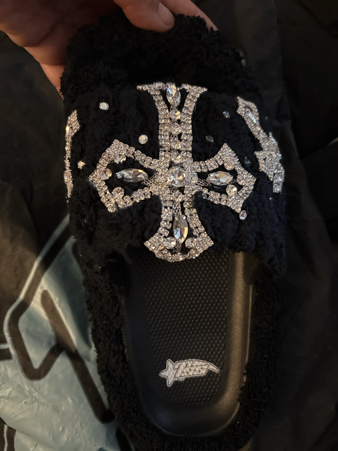 Authentic superstar Black Fuzzy Slides with Rhinestone Crosses - photo 2
