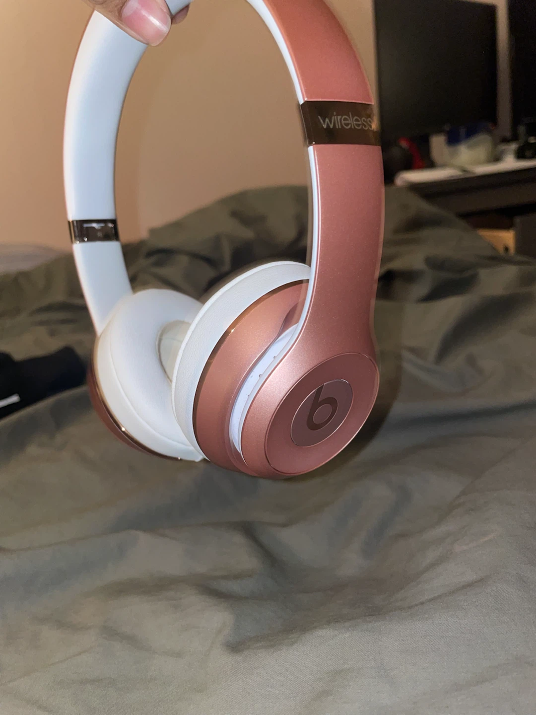 Beats Solo3 Wireless Rose Gold Headphones - photo 2
