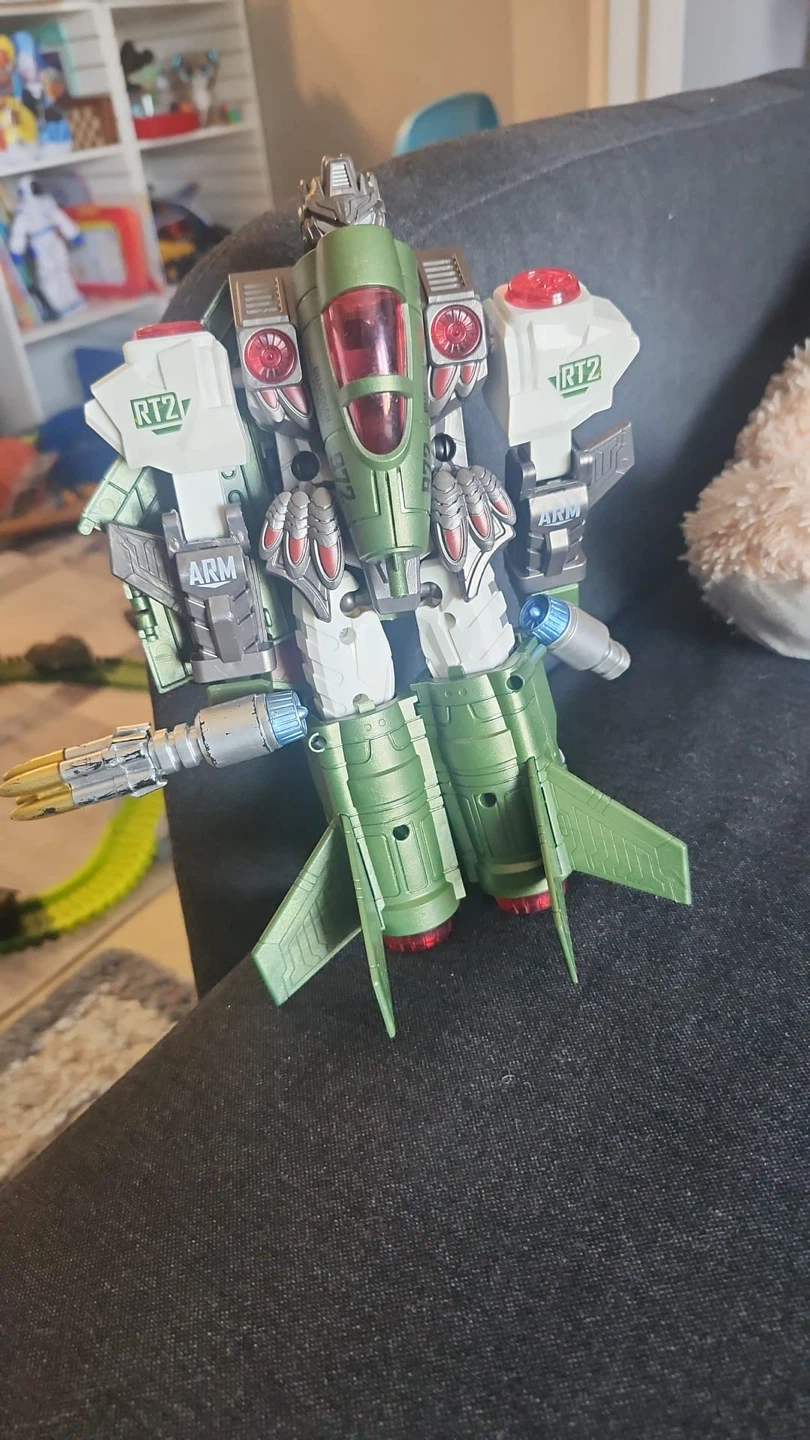 Green Jet Airplane Transformer Action Figure - photo 2