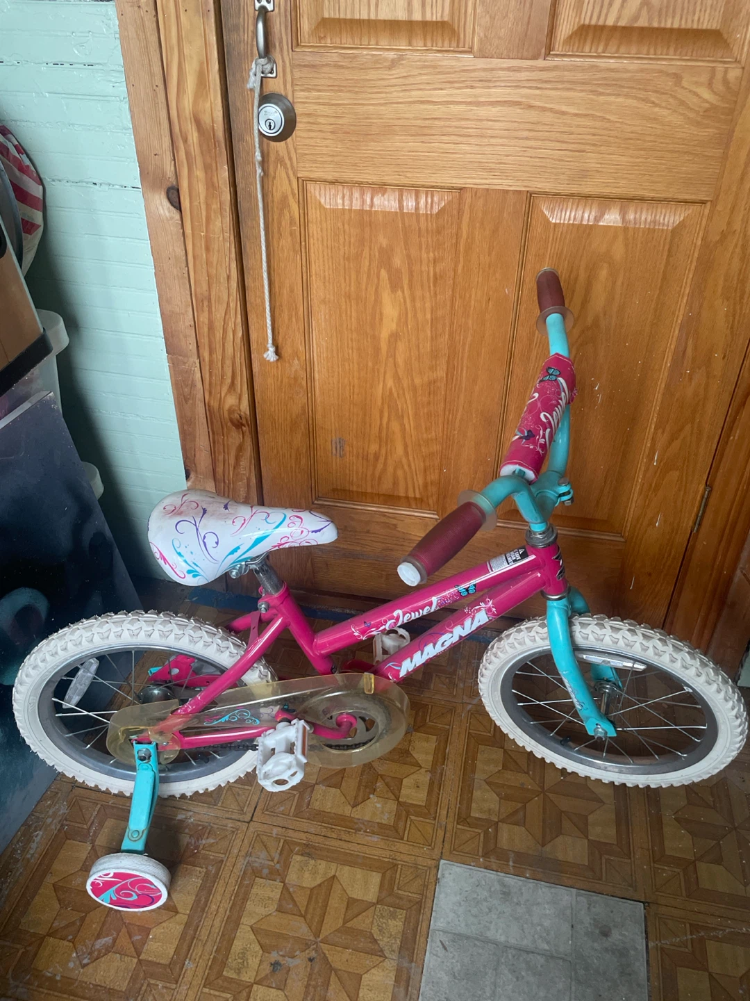 Magna Jewel Girls Bike