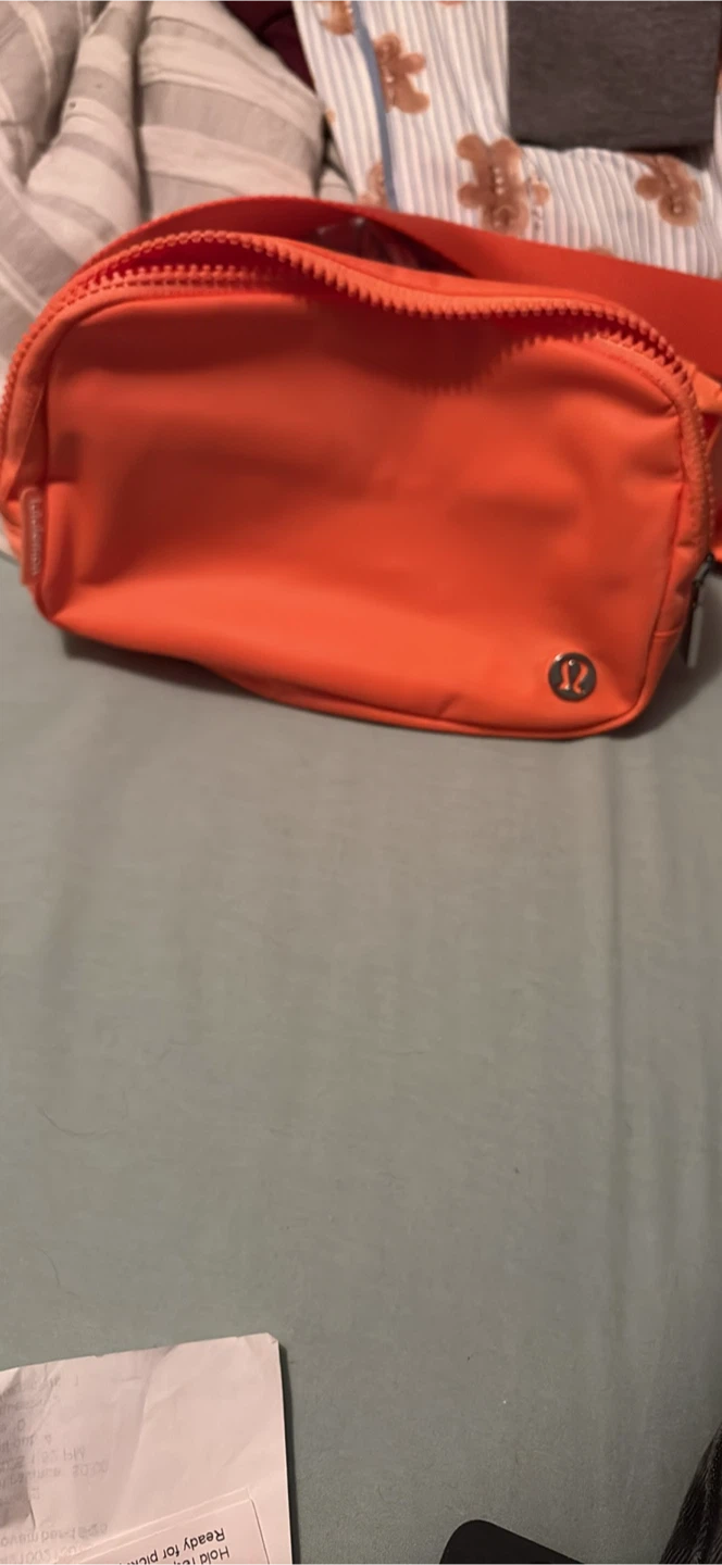 Lululemon belt bag 1L orange frappe