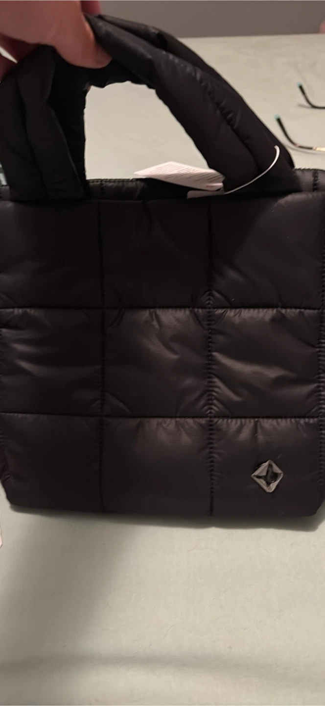 Lululemon quilted grid crossbody bag 5L black logo