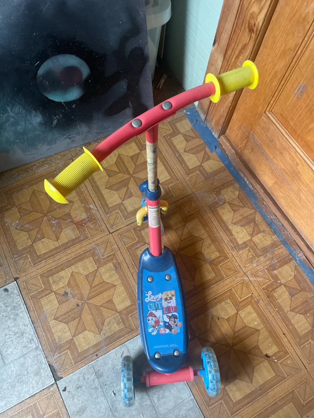 Paw Patrol 3-Wheel Scooter - photo 2