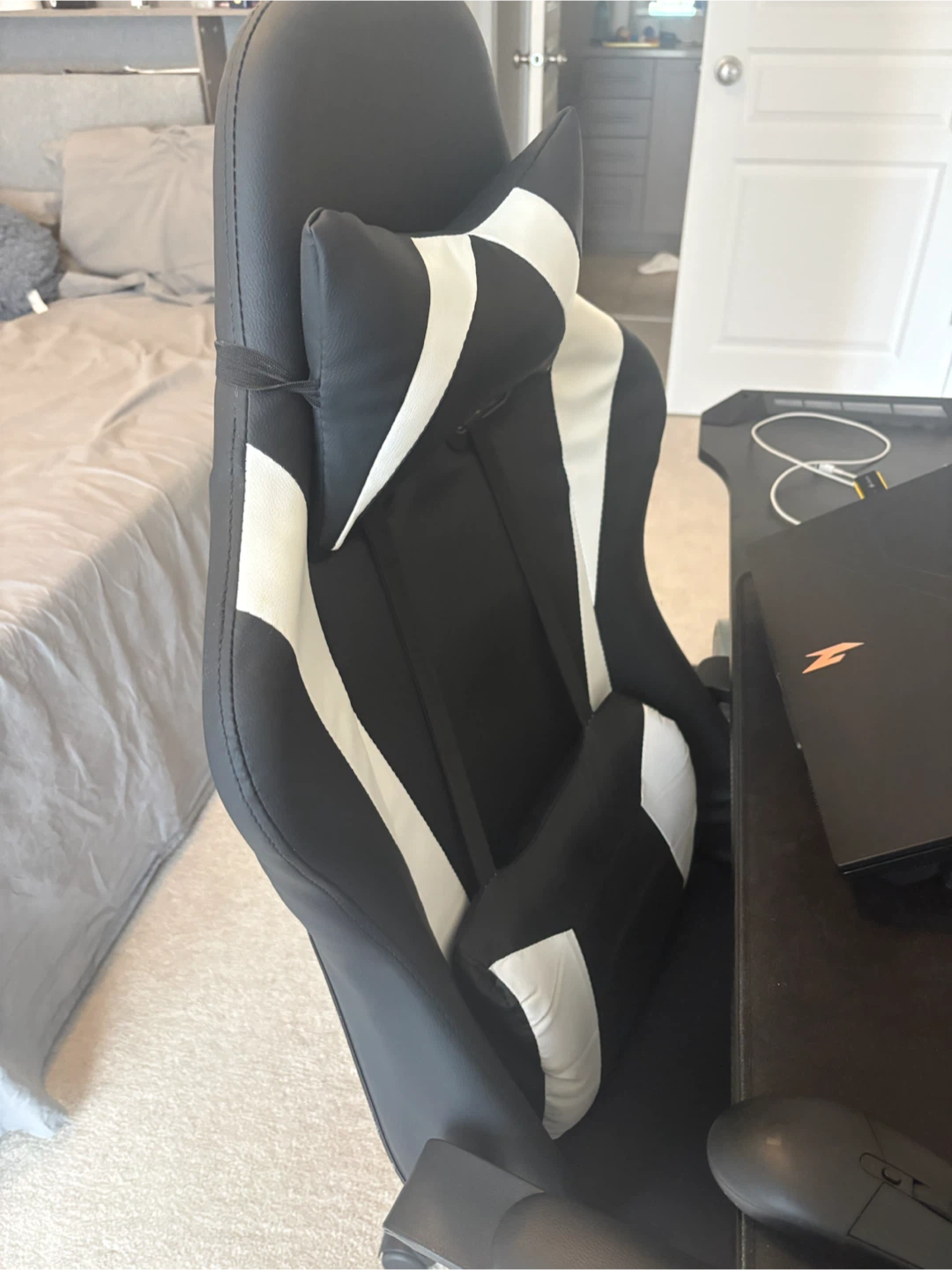 Gaming Chair Black and White