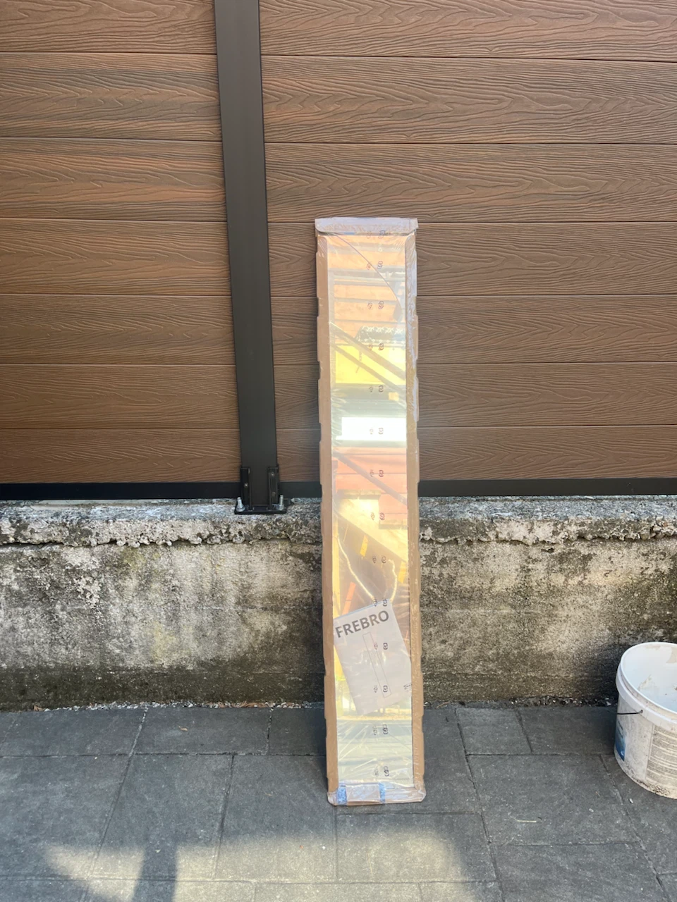 FREBRO Mirror