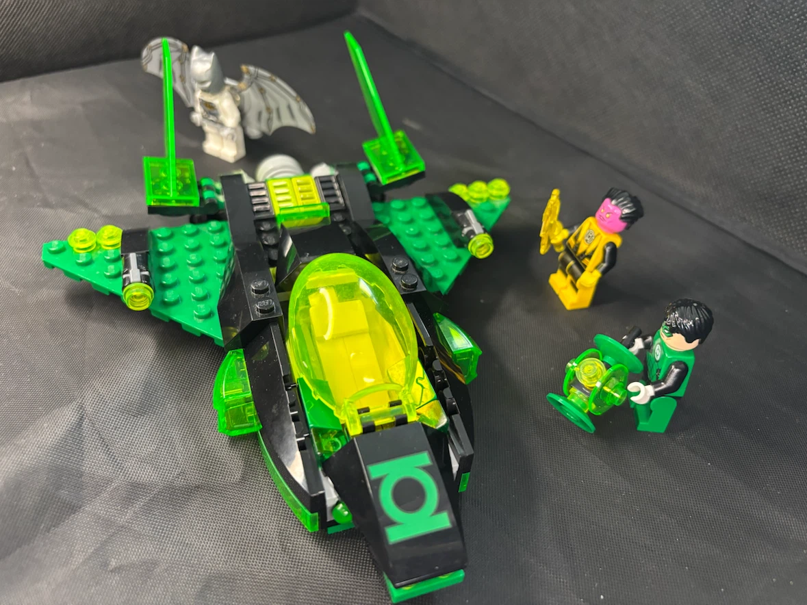 LEGO - DC Green Lantern vs Sinestro 76025 - w/figs 95% comp - photo 2