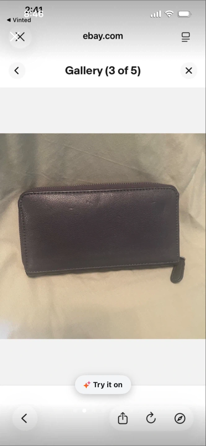 Harrods Quilted Zipper Wallet - photo 3
