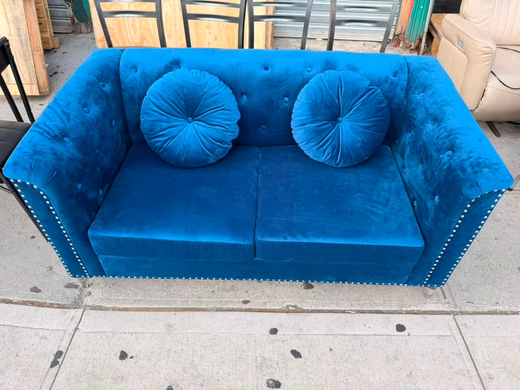 Blue Velvet Tufted Loveseat with Pillows - photo 2