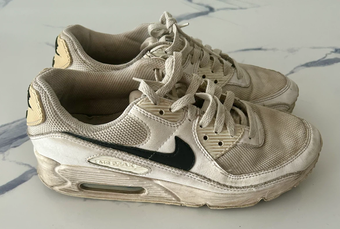 Nike Air Max Sneakers (Women’s Size 9)