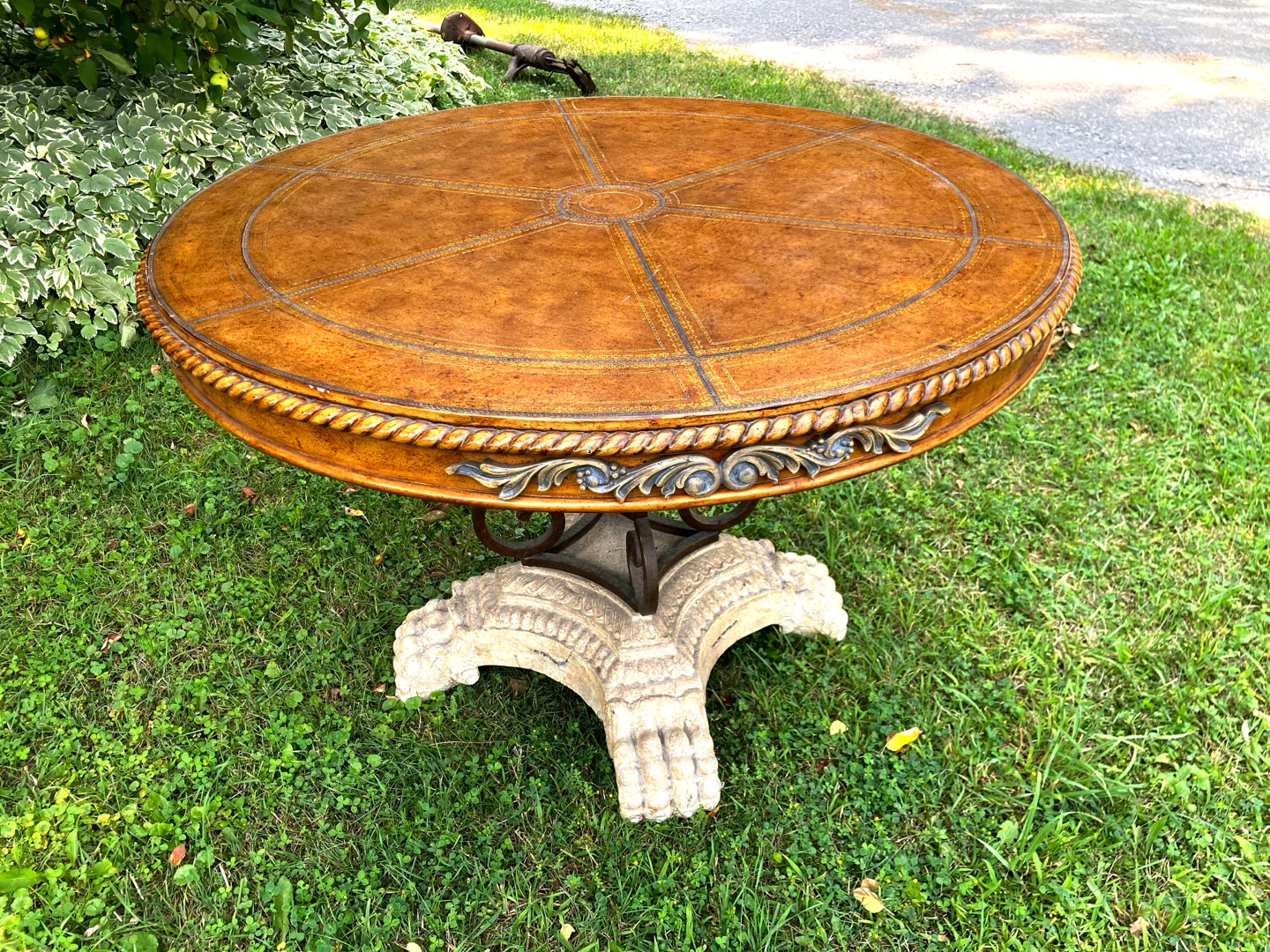 Round Tooled Leather Top Pedestal Table ox