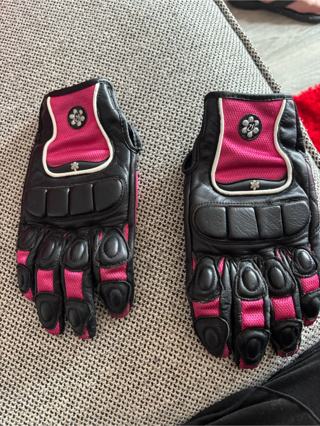 Rocket Motorcycle Gloves - Black/Pink